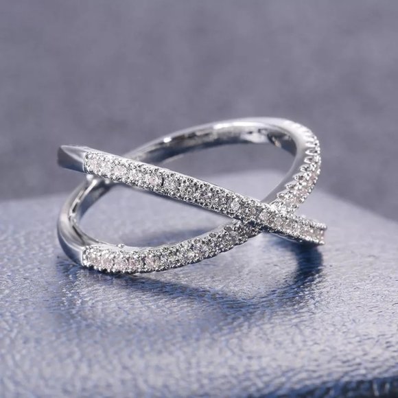 New CROSS Band Infinity pave White Sapphire Ring - Picture 3 of 7